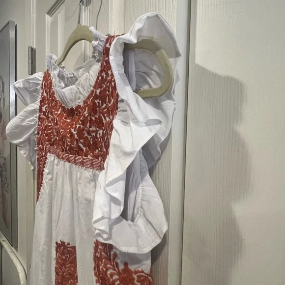 J Marie brand flutter sleeve embroidered blouse - Picture 6 of 9